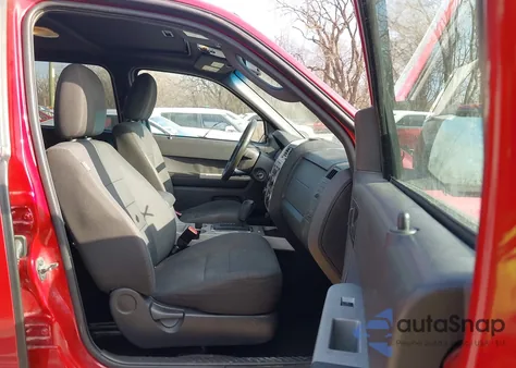 2010 Ford Escape Xlt из США, поврежденный, VIN 1FMCU0DG2AKD11228